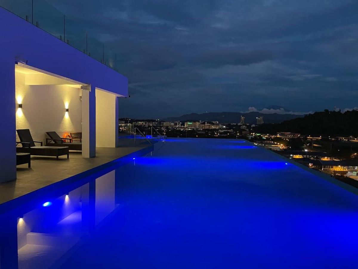Queensland Suites At Aru Suites, Kota Kinabalu Exterior foto